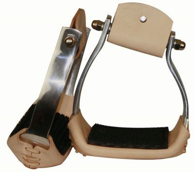 Showman™ light weight angled aluminum stirrups with wide rubber grip tread.