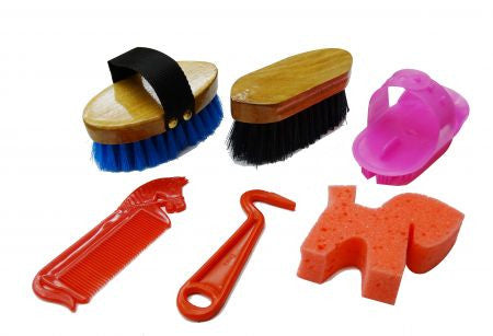 6pc Jr. Grooming kit. Includes a sponge, hoof pick, stiff bristle brush, medium bristle brush, curry and mane comb.