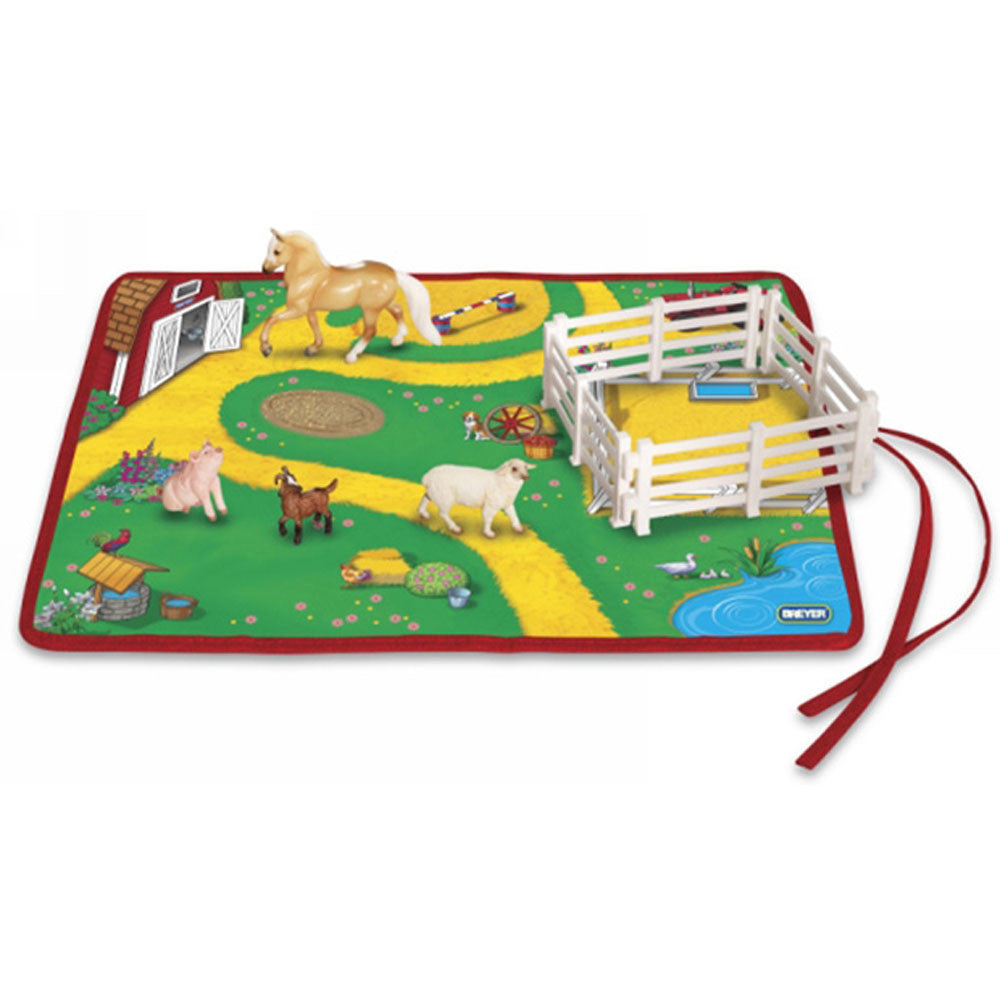 Breyer Stablemate Roll and Go Farm Playset