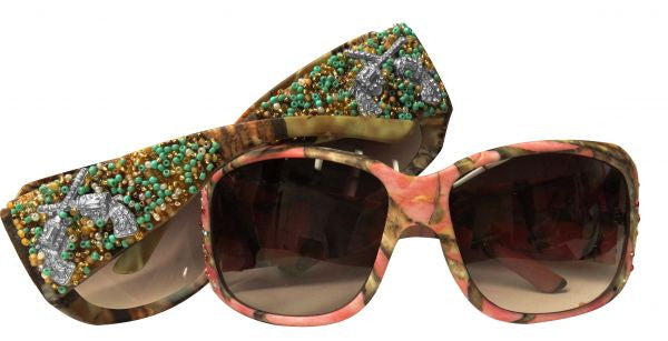 Showman Couture ™ Ladies western bling camo sunglasses with crossed guns concho and beads.