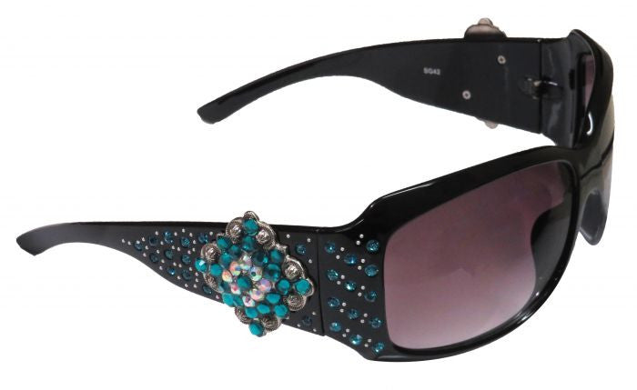 Showman Couture ™ Ladies western bling sunglasses with turquoise crystal rhinestone conchos.